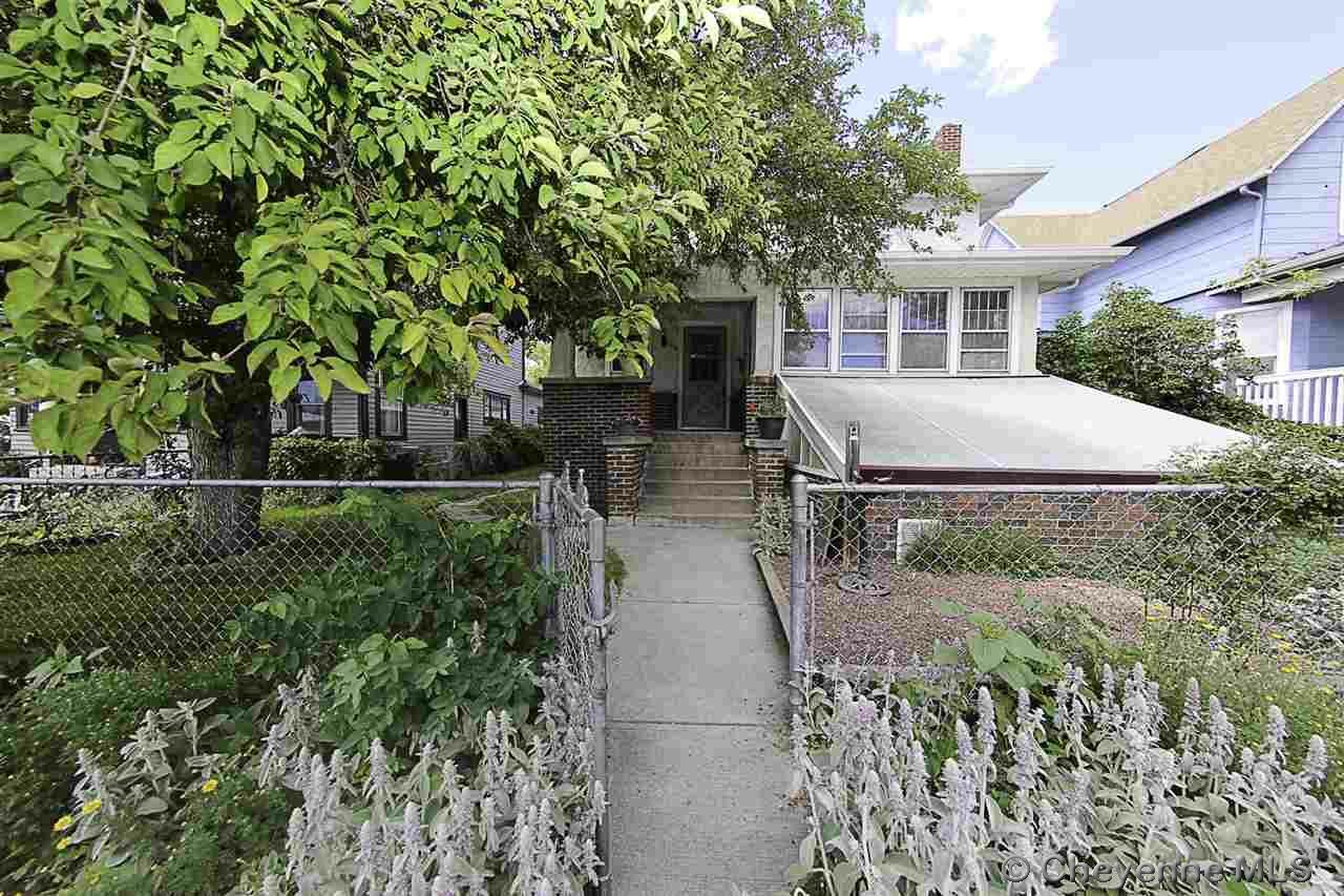 Property Photo:  706 E 20th St  WY 82001 