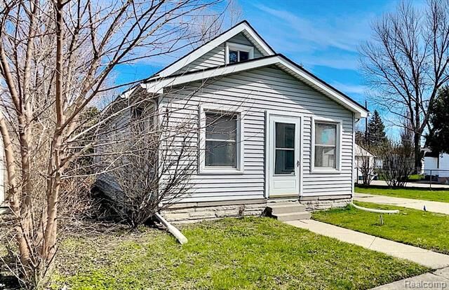 Property Photo:  1416 Merrill Avenue  MI 48146 
