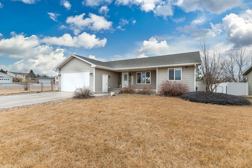 Property Photo: 1914 7th Avenue SD 57717