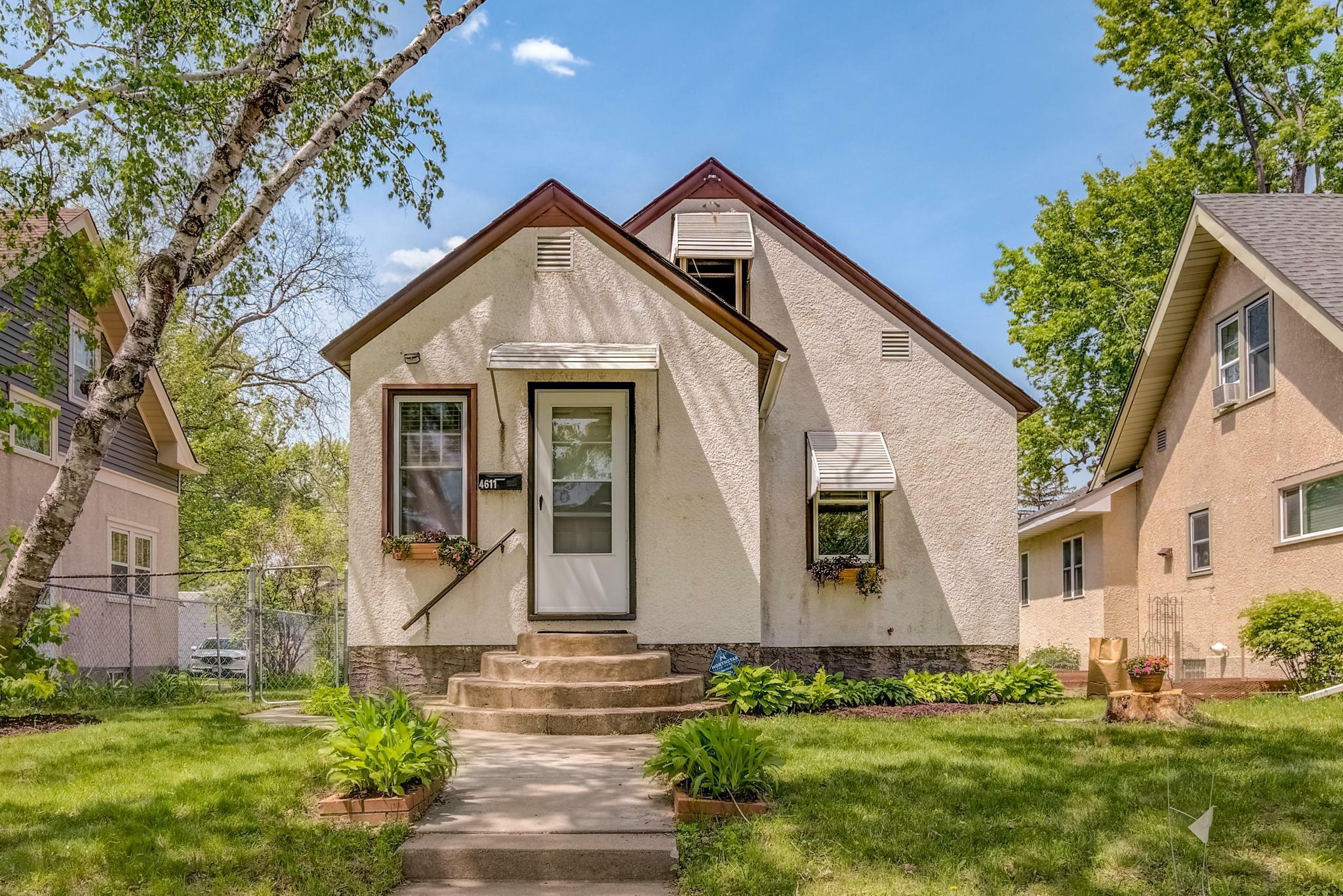 Property Photo:  4611 Dupont Avenue N  MN 55412 