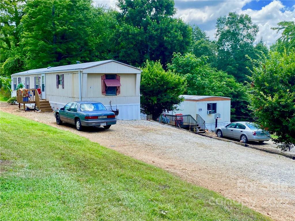 Property Photo:  222/226 Justice Road  NC 28752 