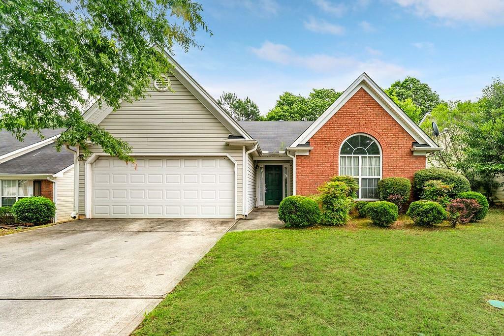 Property Photo:  2464 Hillvale Circle  GA 30058 