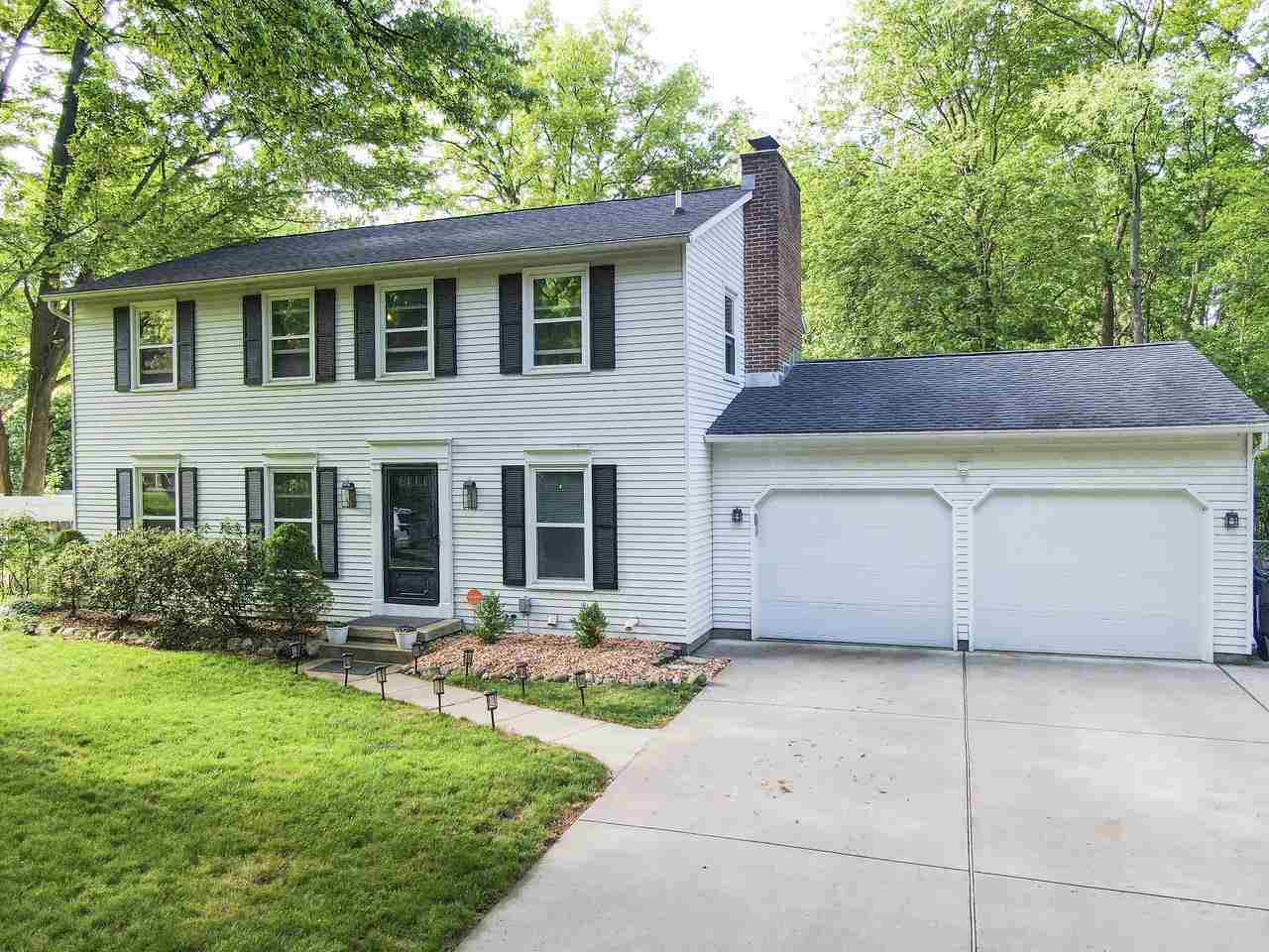 Property Photo:  2707 Longfellow  MI 48640 