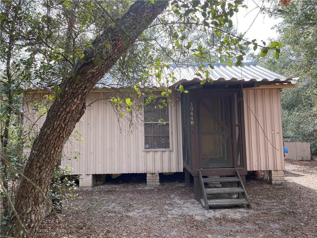 Property Photo: 19448 SE 92nd Place FL 32179