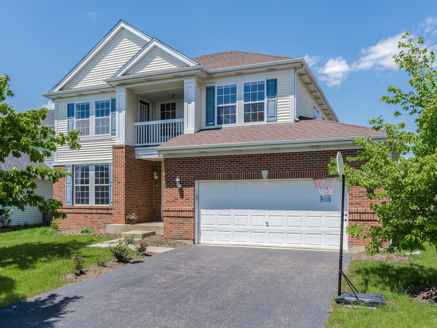 Property Photo:  3112 Thunderbird Court W  IL 60503 