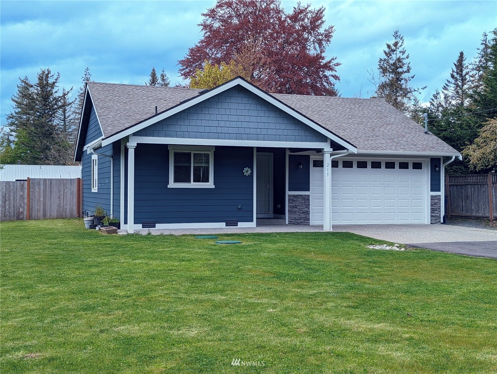 Property Photo:  215 9th Street  WA 98251 