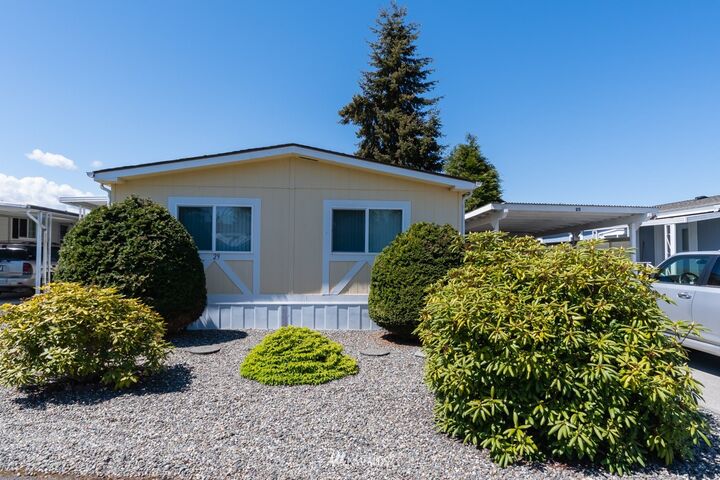 Property Photo:  921 S 3rd Avenue  WA 98382 