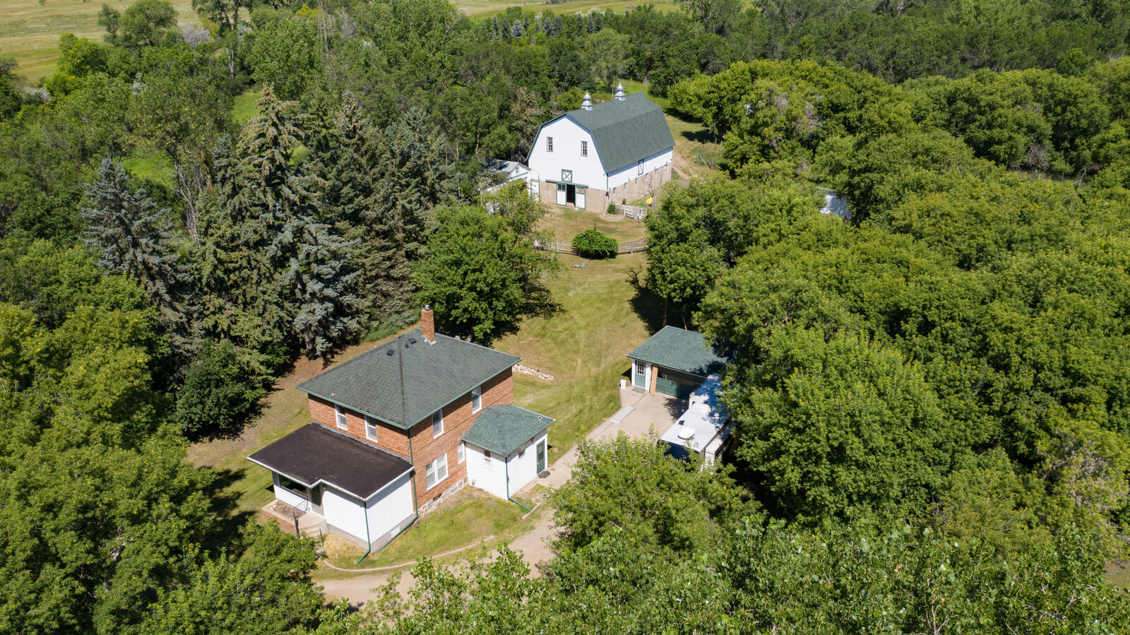 Property Photo:  11501 41st Street NE  ND 58503 