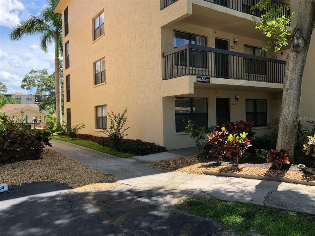 Property Photo: 625 30th Avenue W G101 FL 34205