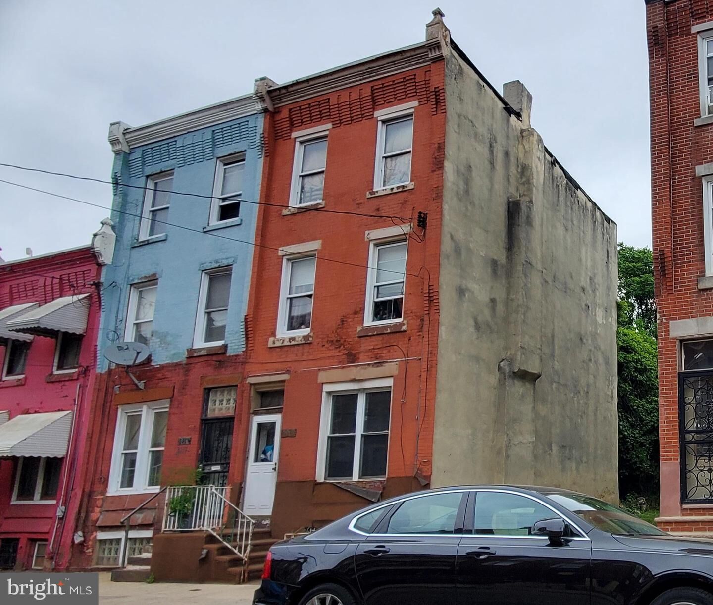 Property Photo:  2115 N 28th Street  PA 19121 