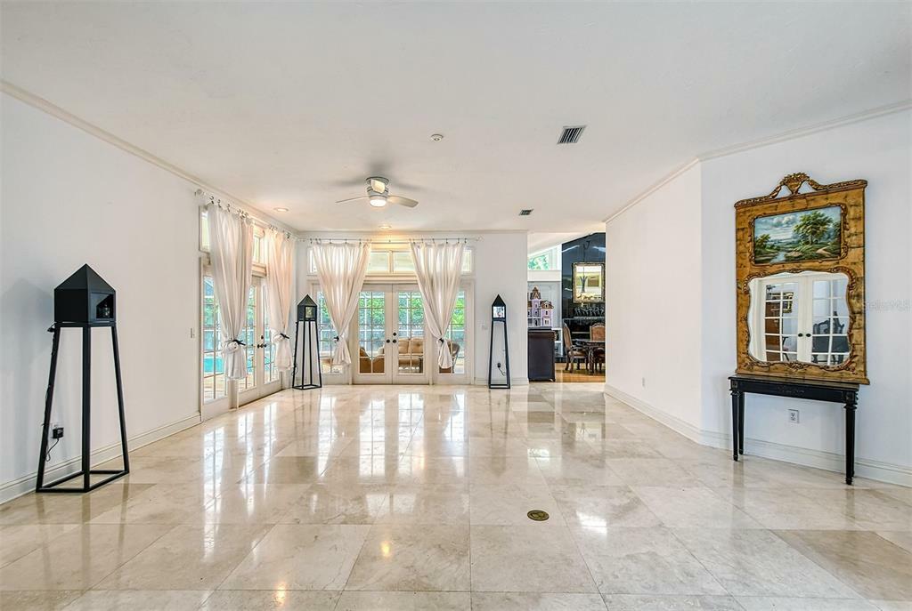 Property Photo:  4434 Oak View Drive  FL 34232 