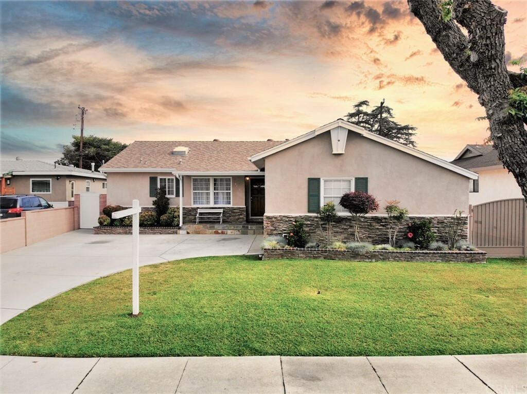 Property Photo: 6015 Charlwood Street CA 90713