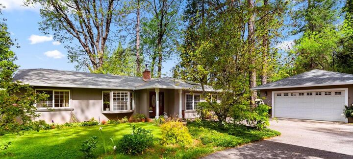 13678 Day Road  Grass Valley CA 95945 photo