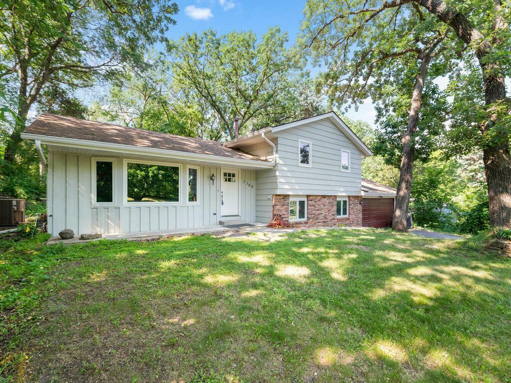 Property Photo:  1105 Lacota Lane  MN 55337 