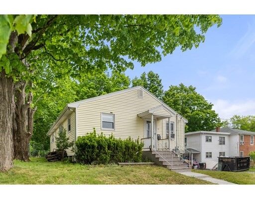 Property Photo: 11 Guild Rd MA 02302