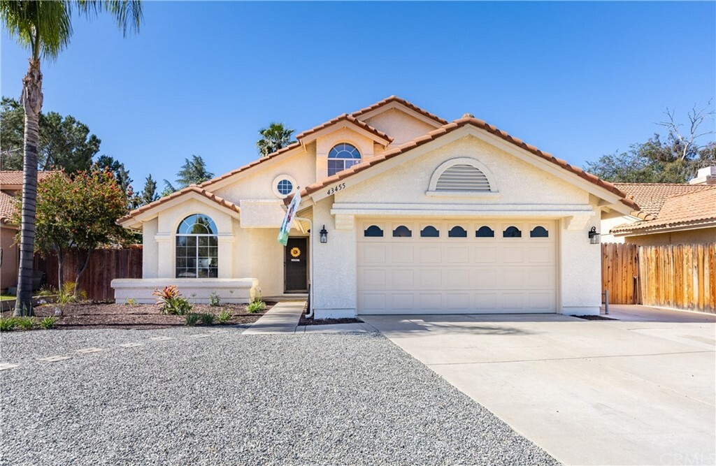 Property Photo:  43455 Alto Drive  CA 92544 