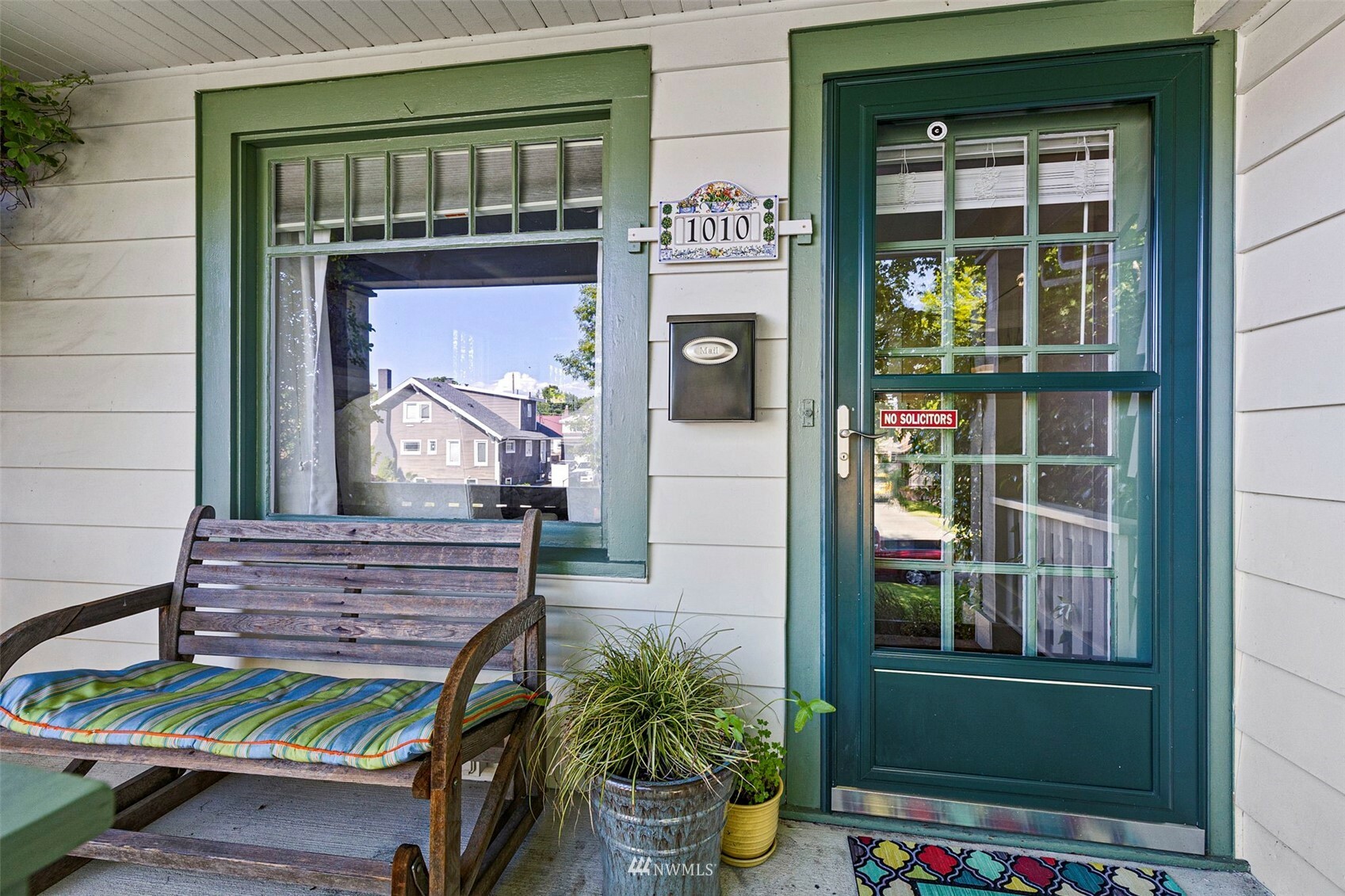 Property Photo: 1010 N Junett Street WA 98406