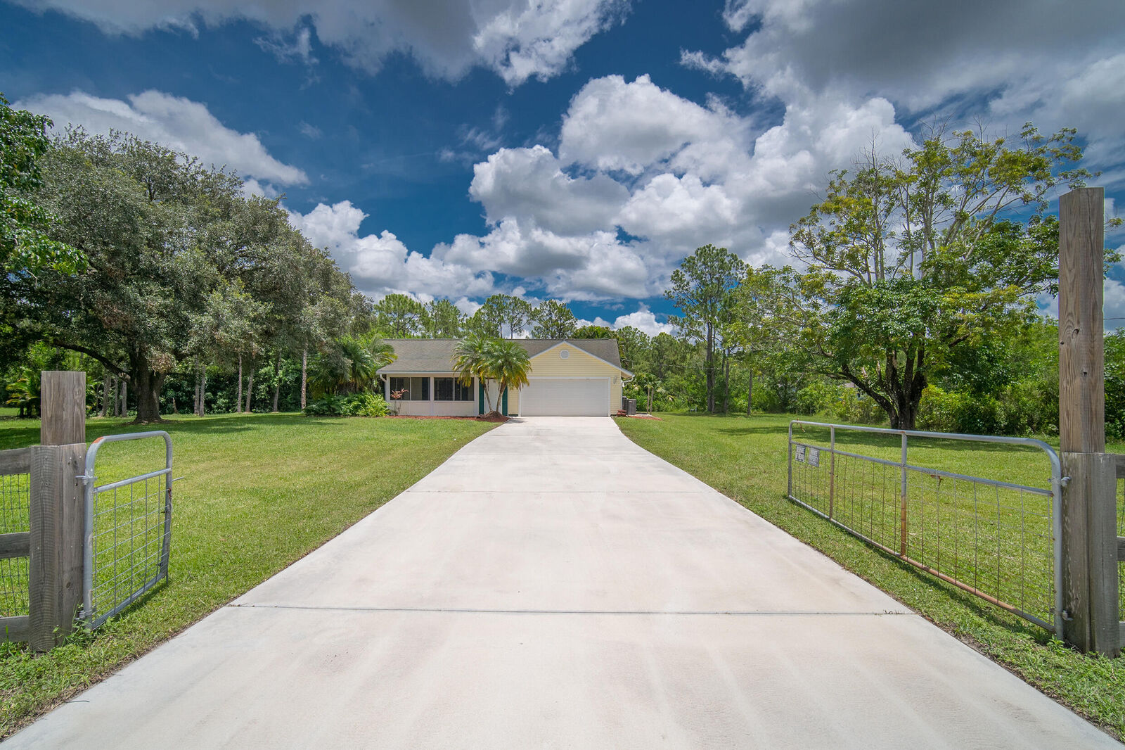 Property Photo: 16374 133rd Drive N FL 33478