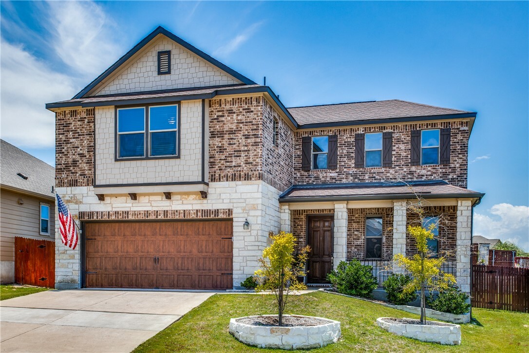 Property Photo:  7300 Ondantra Bend  TX 78744 