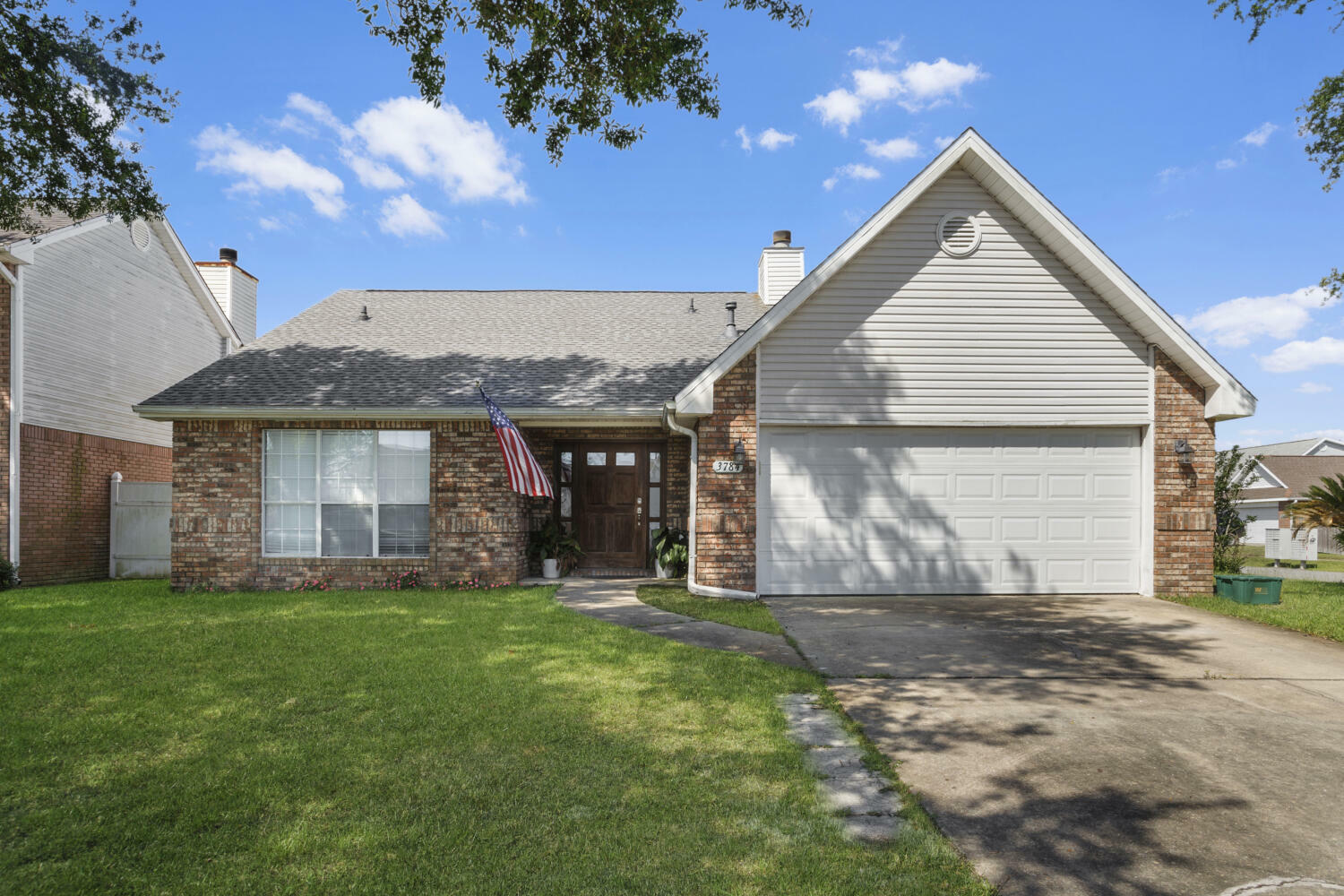 Property Photo: 3784 Misty Way FL 32541