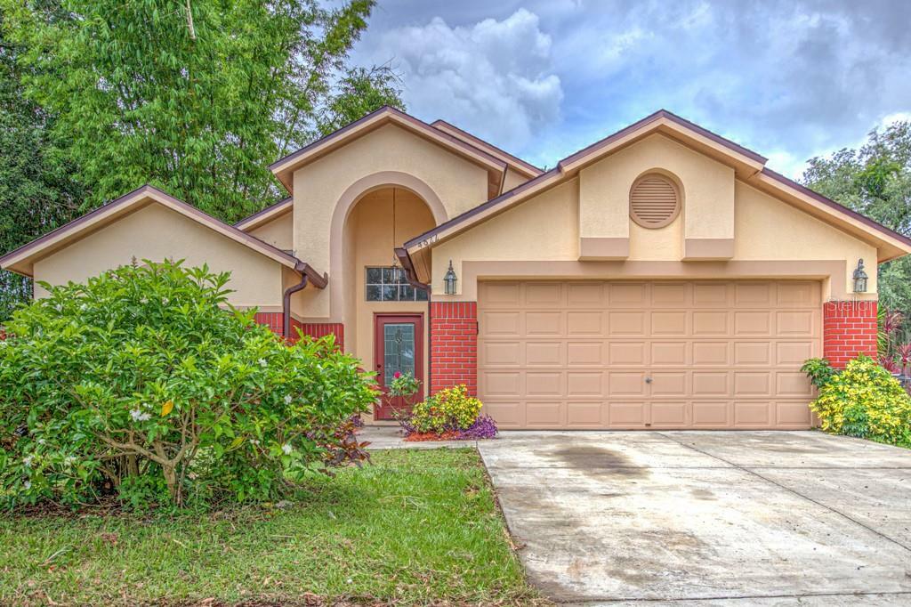 Property Photo:  4822 Limerick Drive  FL 33610 