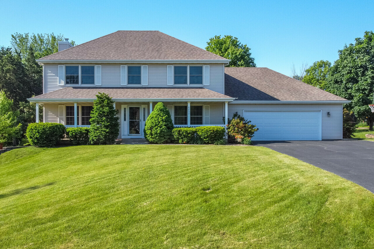 Property Photo:  6897 Prairie Nook  IL 61073 