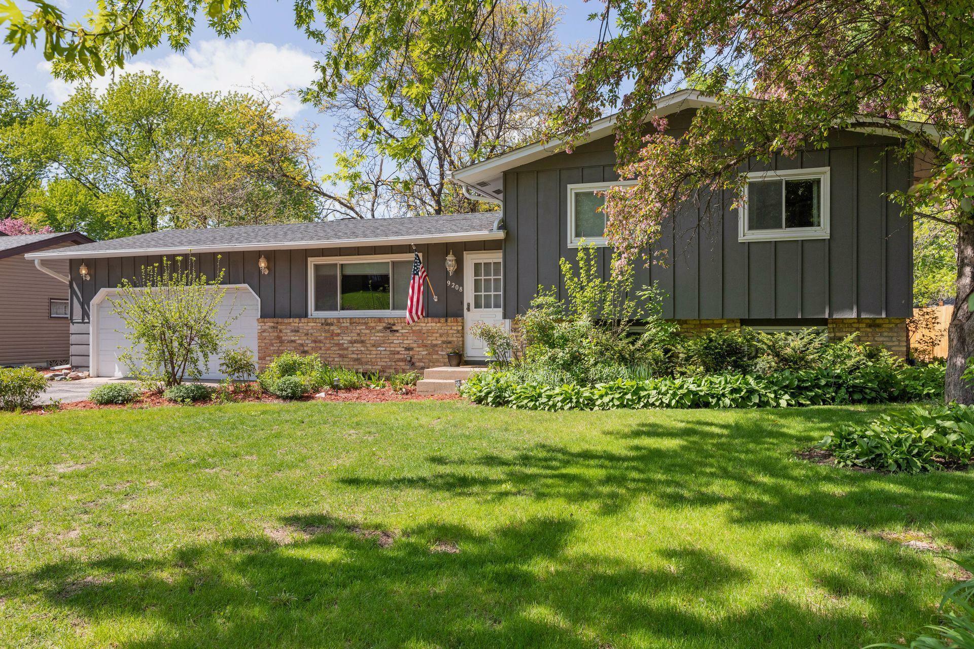 Property Photo:  9208 60th Avenue N  MN 55428 