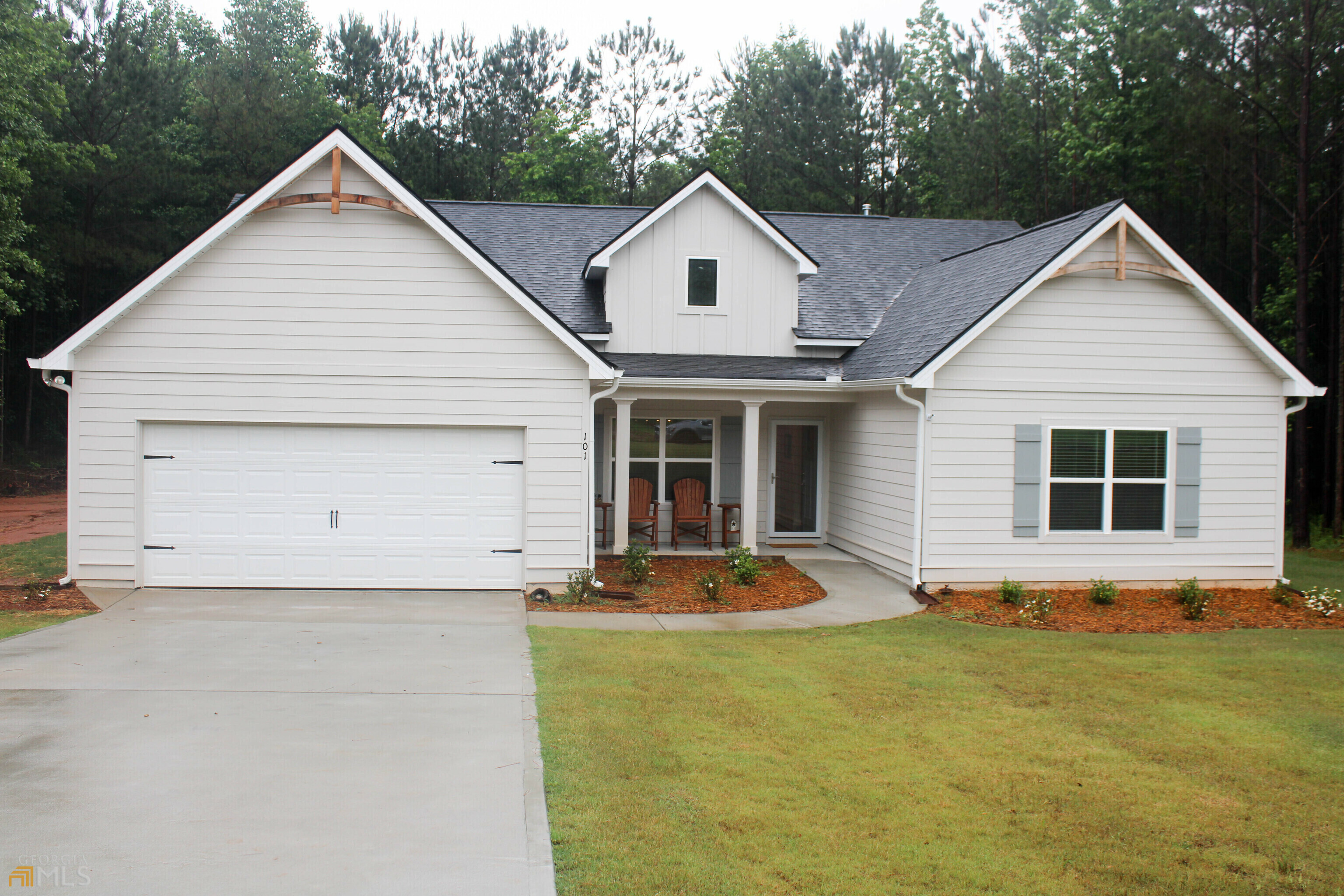 Property Photo:  101 Fenwick Manor Drive  GA 30241 