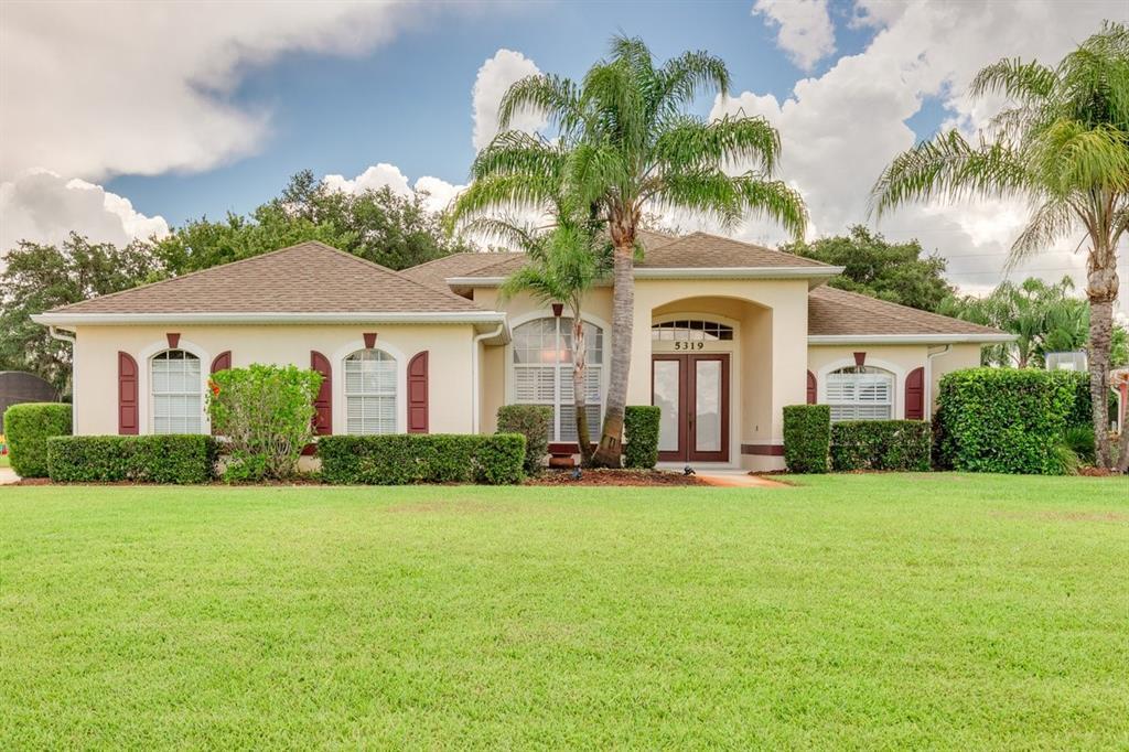 Property Photo: 5319 Crane Hill Court FL 34771