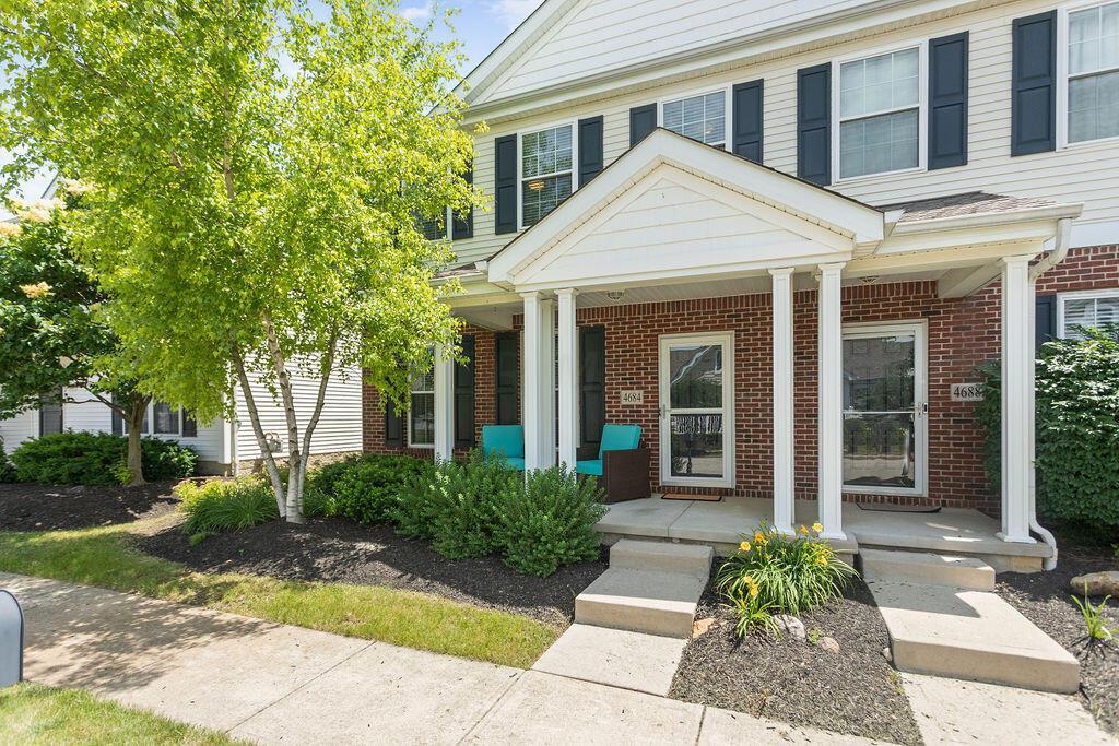 Property Photo: 4684 Trumhall Drive OH 43123