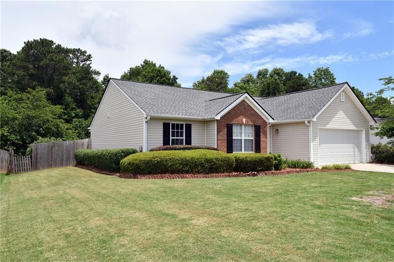 Property Photo: 6285 Huntcliff Drive GA 30542