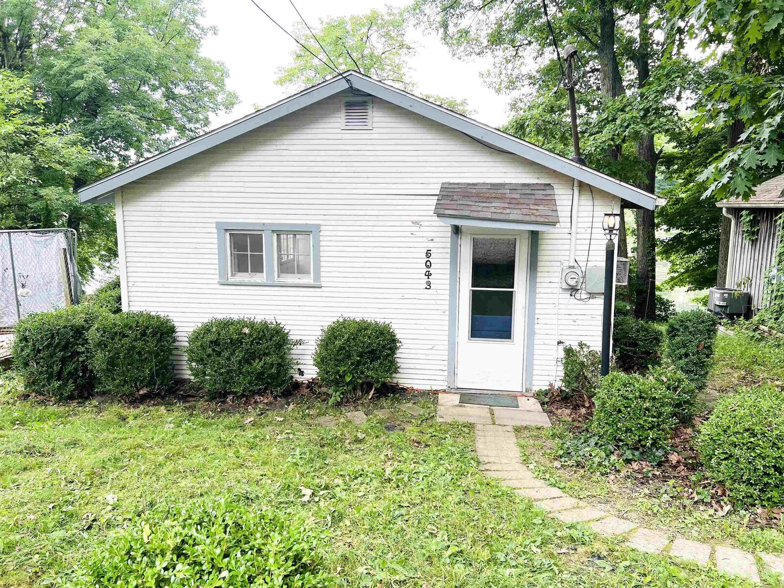 Property Photo:  5043 Blue Bird Lane  IN 47433 