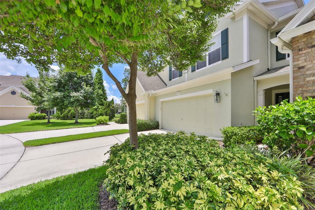 Property Photo:  4639 Pond Ridge Drive  FL 33578 