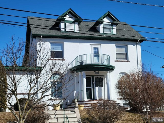 Property Photo: 437 Hoboken Road NJ 07072