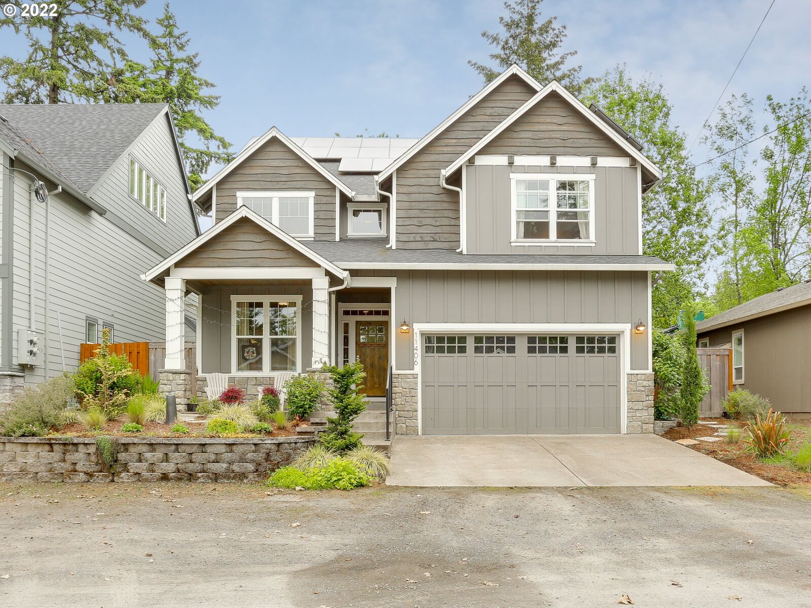 Property Photo:  11406 SW 51st Ave  OR 97219 