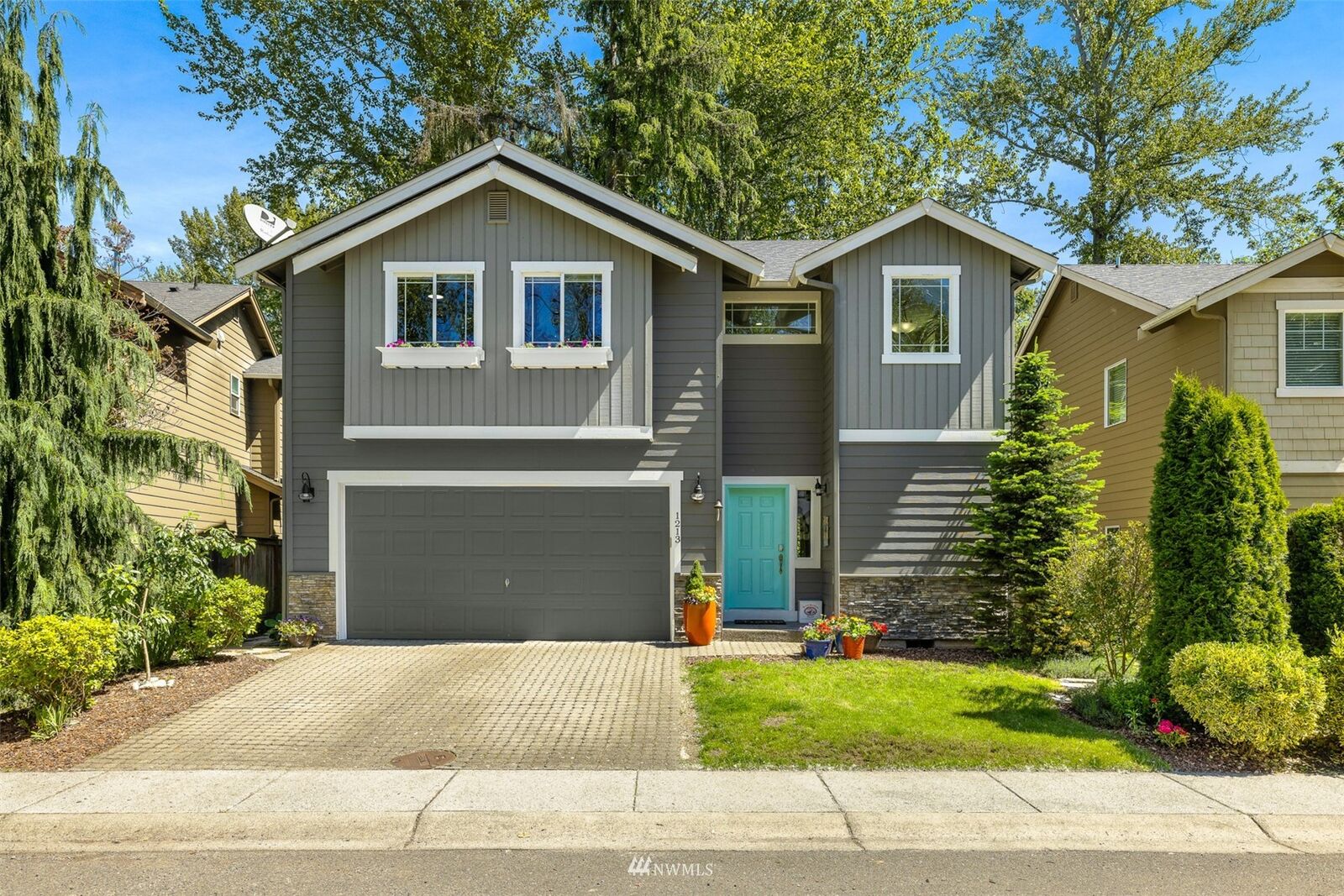 Property Photo:  1213 231st Street SW  WA 98021 