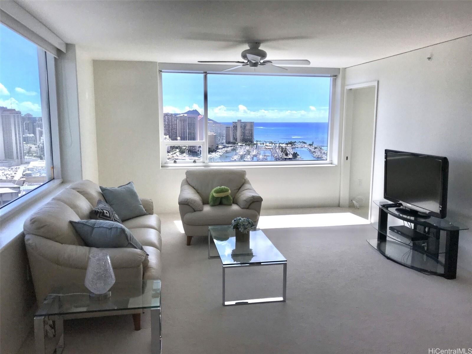 Property Photo:  88 Piikoi Street 3504  HI 96814 