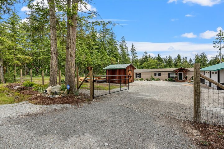 Property Photo: 2235 Parker Road WA 98282