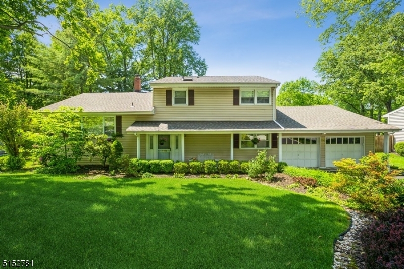 Property Photo:  36 Waddington Ave  NJ 07052 