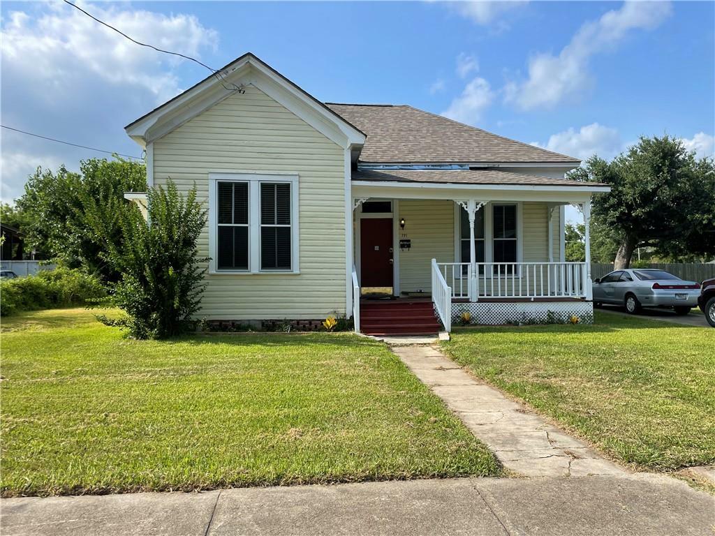 721 Pine Street  Lake Charles LA 70601 photo