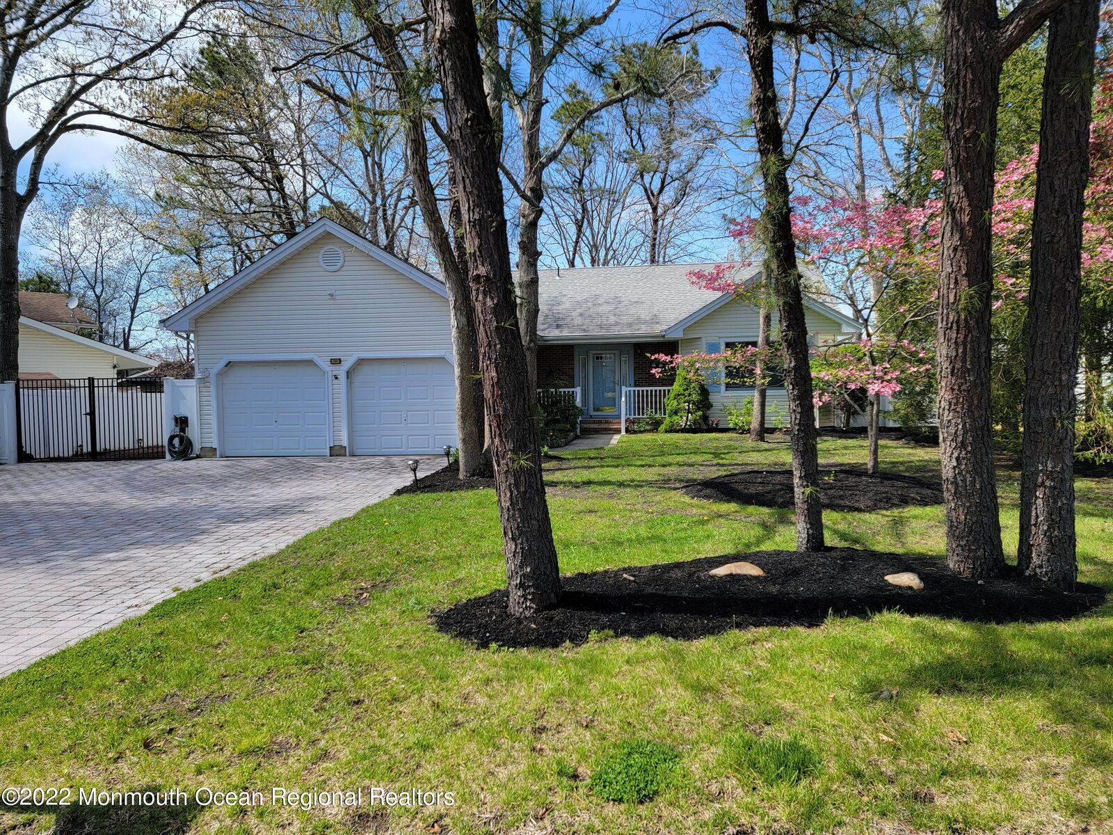 Property Photo:  104 Reel Avenue  NJ 08050 