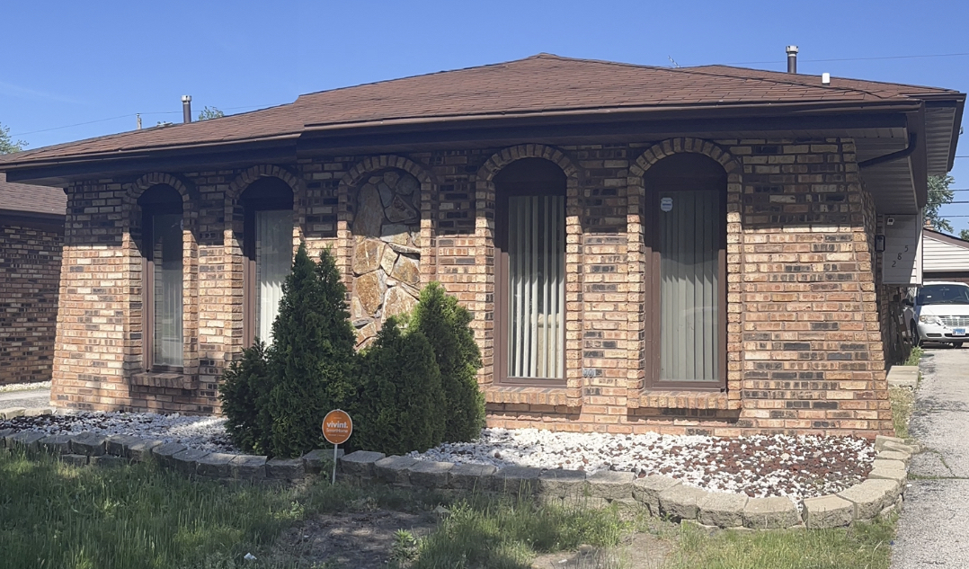 Property Photo: 285 Cornell Avenue IL 60409
