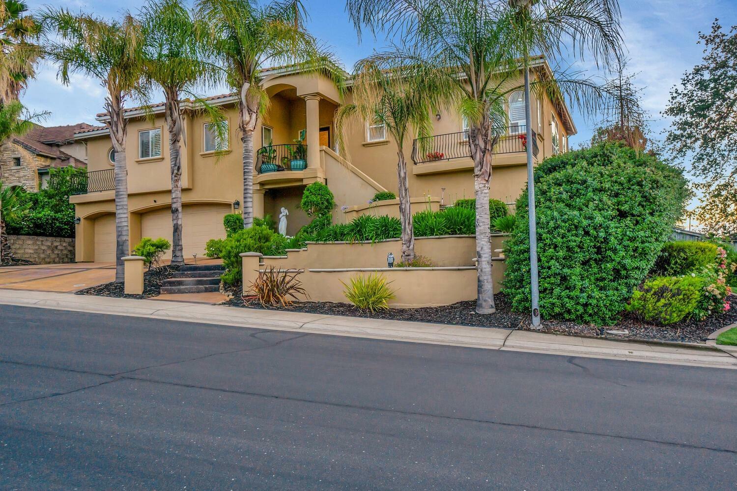 Property Photo:  749 Grandview Drive  CA 95630 