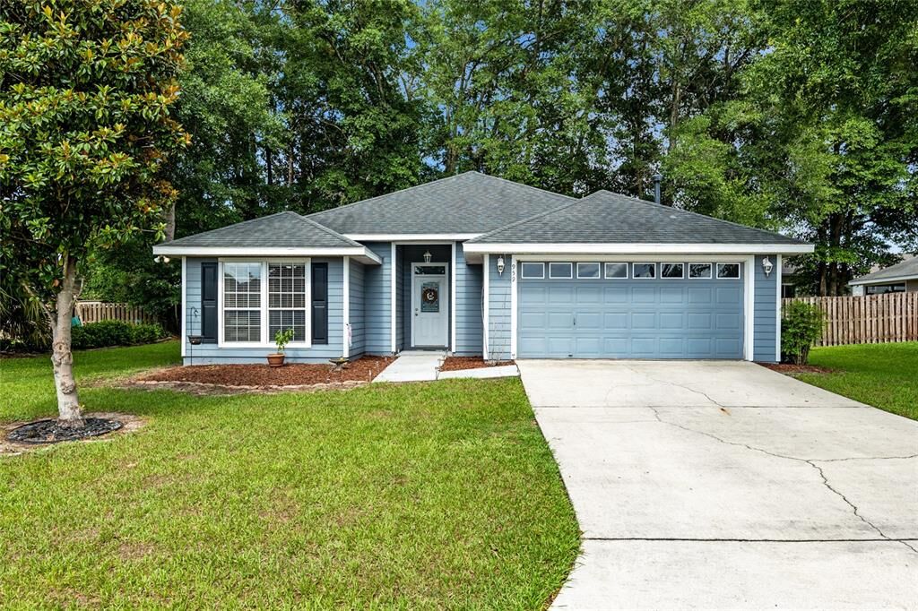 Property Photo:  959 NW 254th Drive  FL 32669 