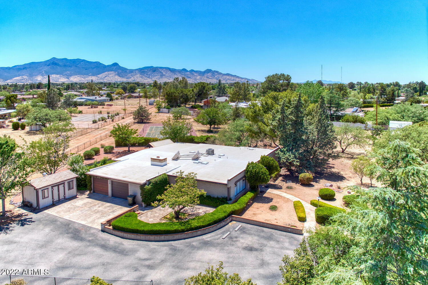 Property Photo:  947 Calle Gardenia --  AZ 85635 