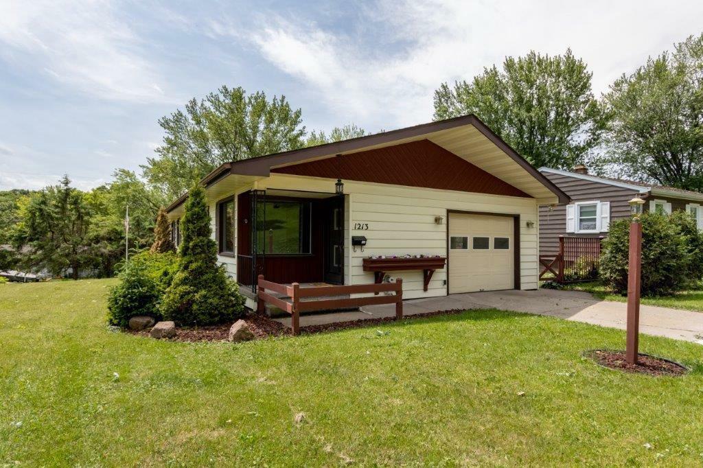 Property Photo:  1213 Kickbush Street  WI 54403 