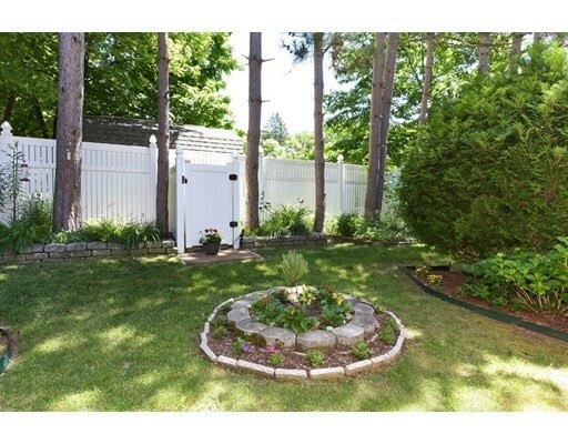 Property Photo:  5 Candlewood Pl 5  MA 01606 