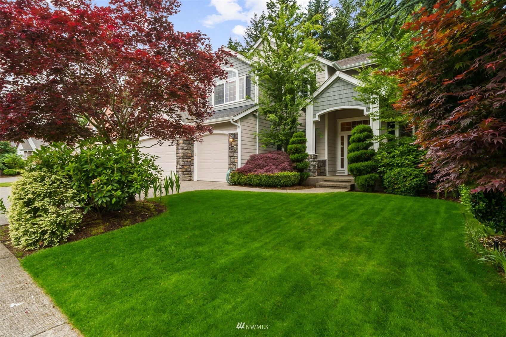 Property Photo: 18018 118th Avenue Ct E WA 98374