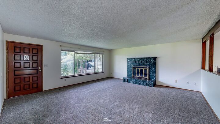 Property Photo: 7606 Myers Road E WA 98391