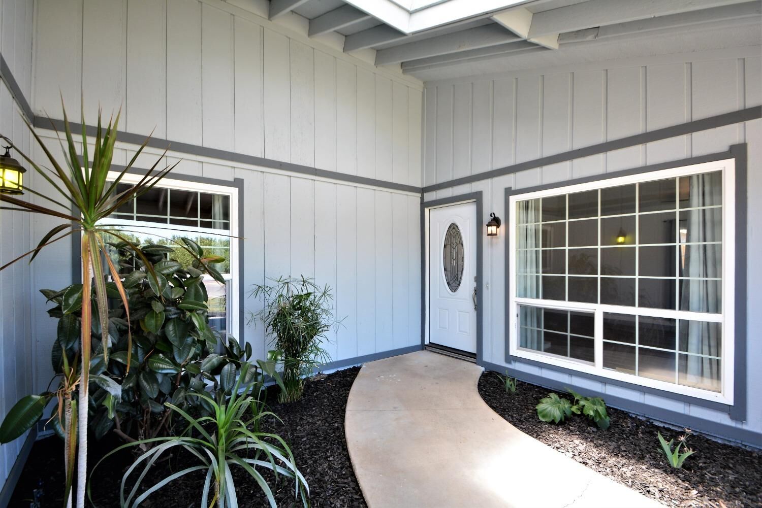 Property Photo:  431 W Glendale Avenue  CA 93245 